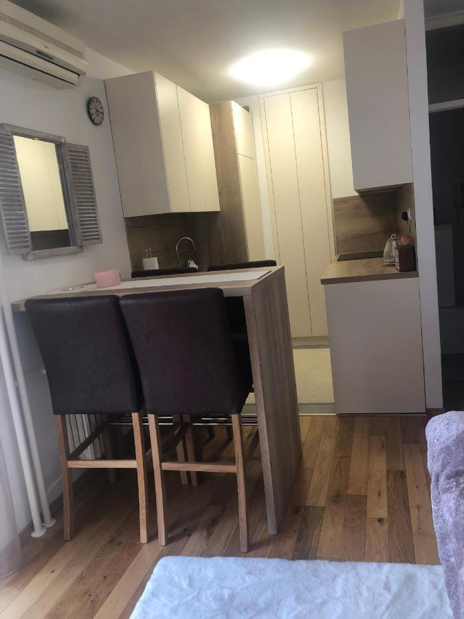 Apartment Ura リエカ エクステリア 写真